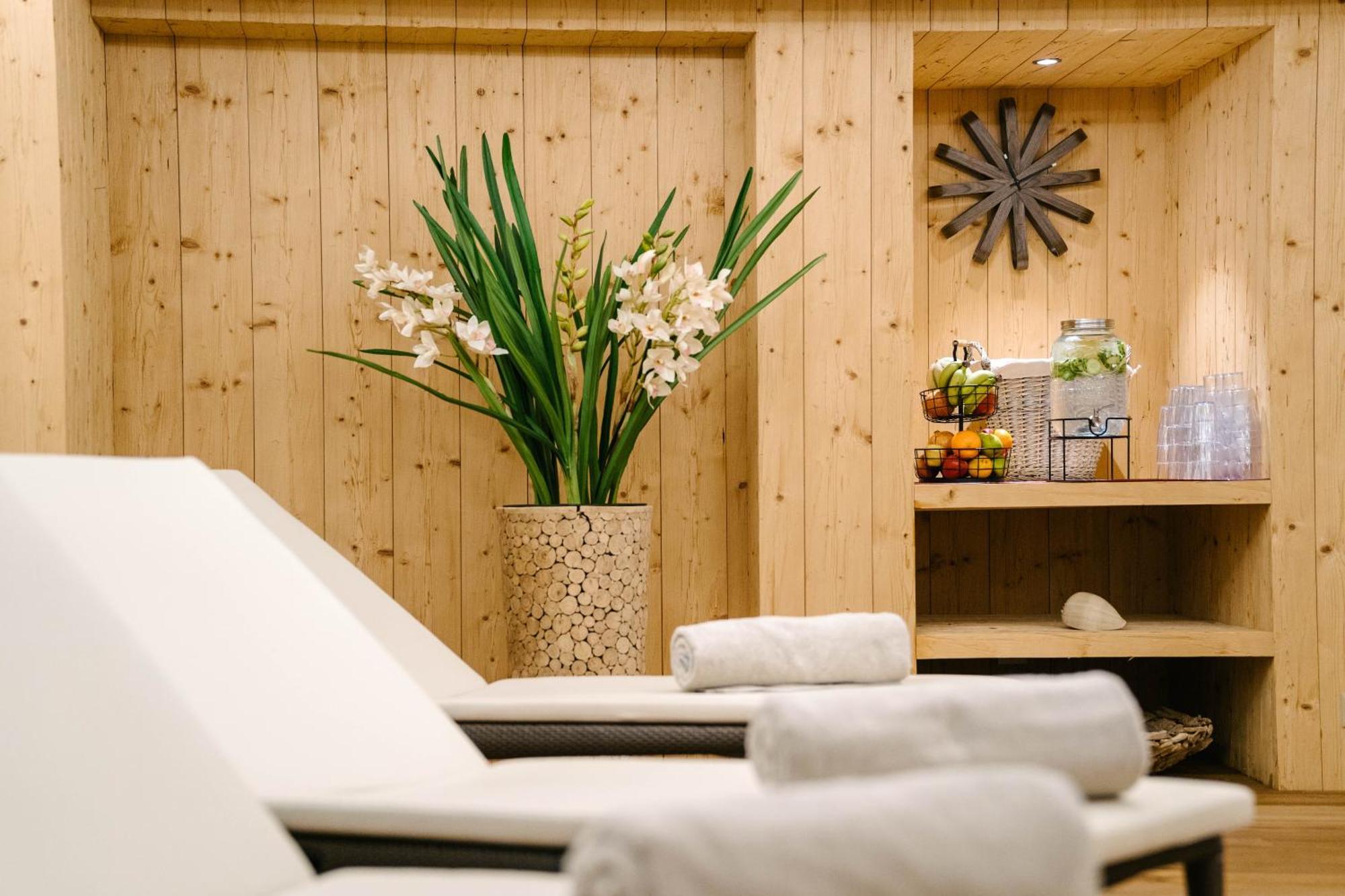 Seven Alpina Boutique Hotel Klosters Exterior foto